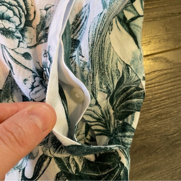 Core Life linen blouse hidden button front medium - Picture 5 of 11